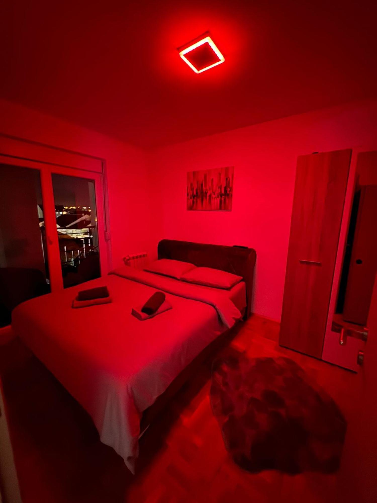 Stan Na Dan Aurora Appartement Požarevac Buitenkant foto