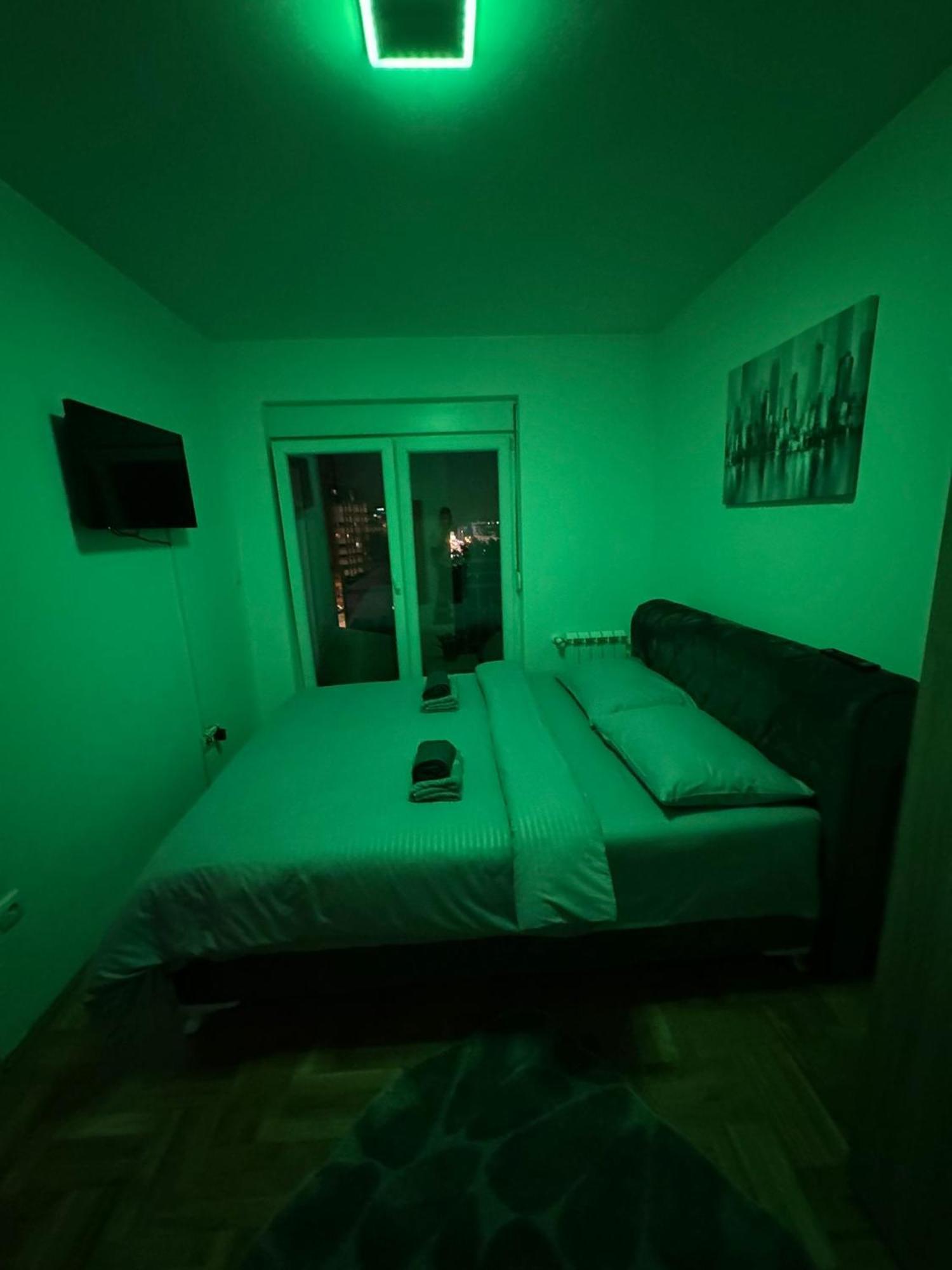 Stan Na Dan Aurora Appartement Požarevac Buitenkant foto
