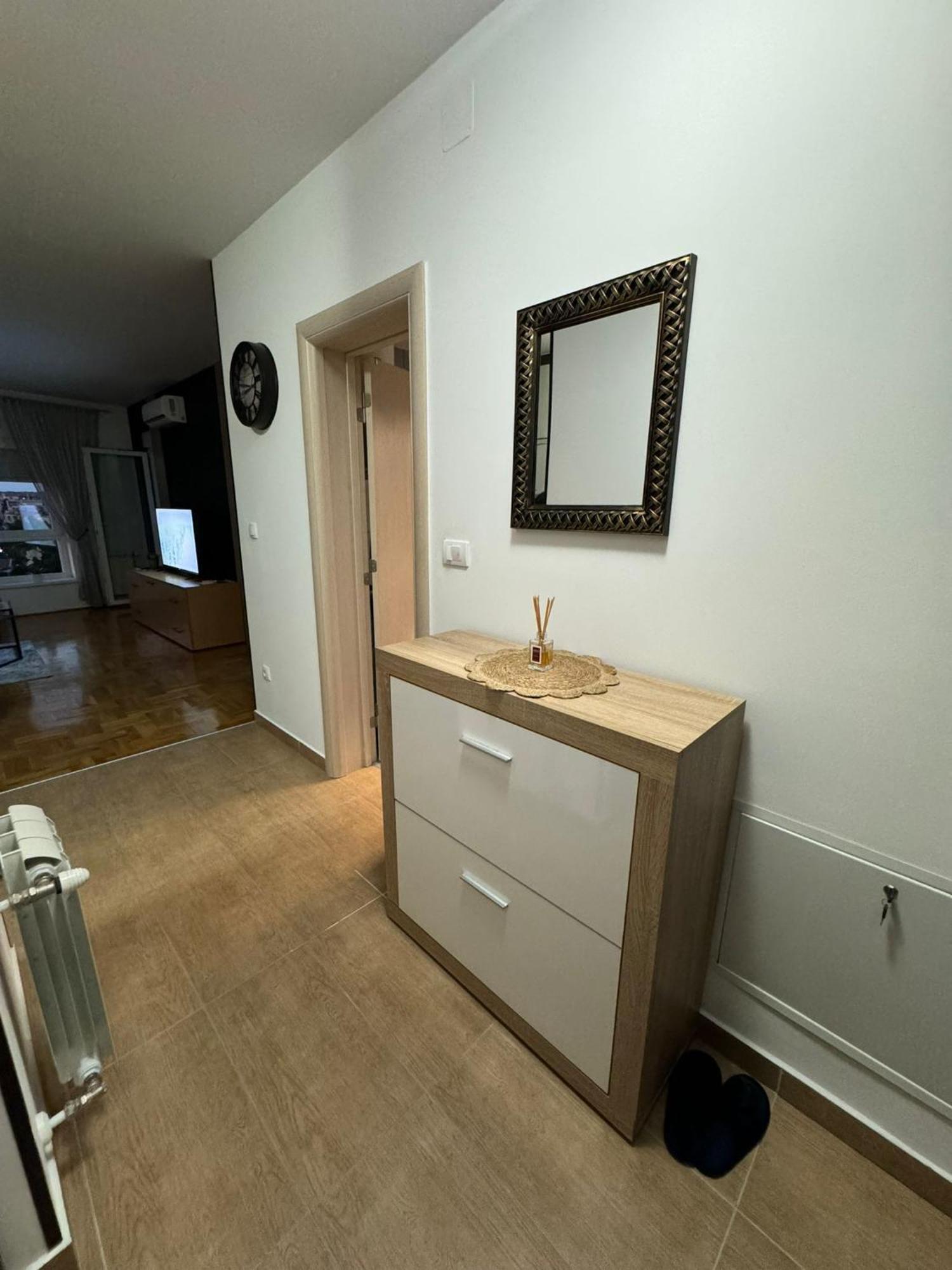 Stan Na Dan Aurora Appartement Požarevac Buitenkant foto