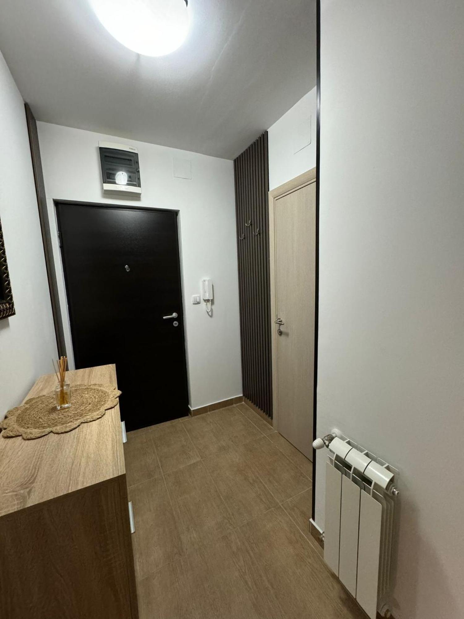 Stan Na Dan Aurora Appartement Požarevac Buitenkant foto
