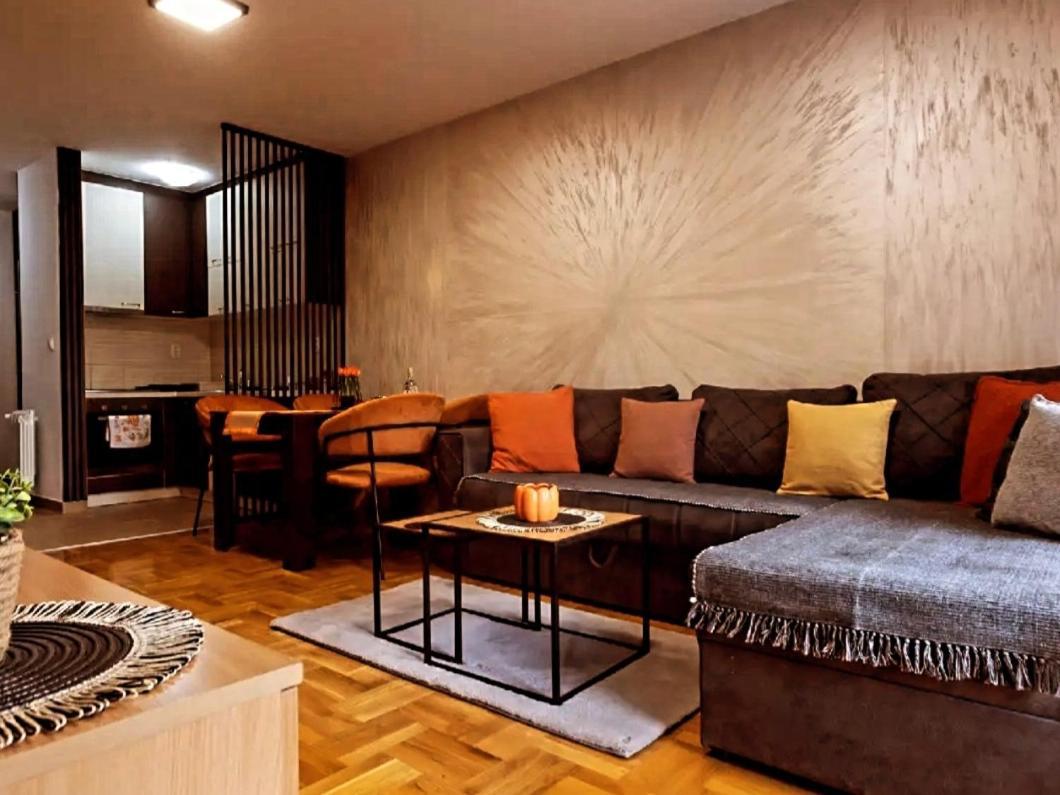 Stan Na Dan Aurora Appartement Požarevac Buitenkant foto