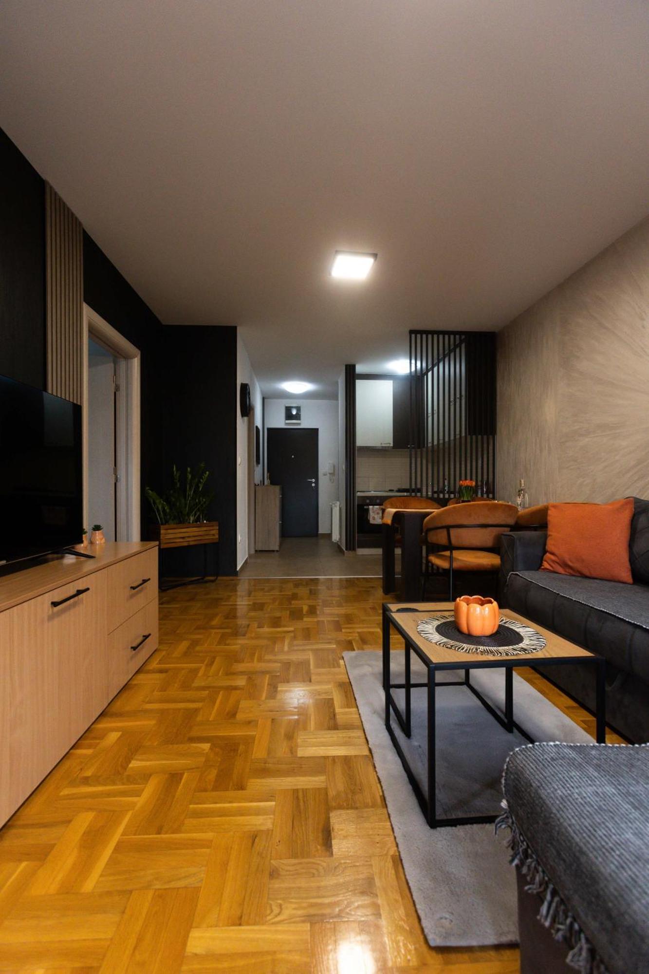 Stan Na Dan Aurora Appartement Požarevac Buitenkant foto